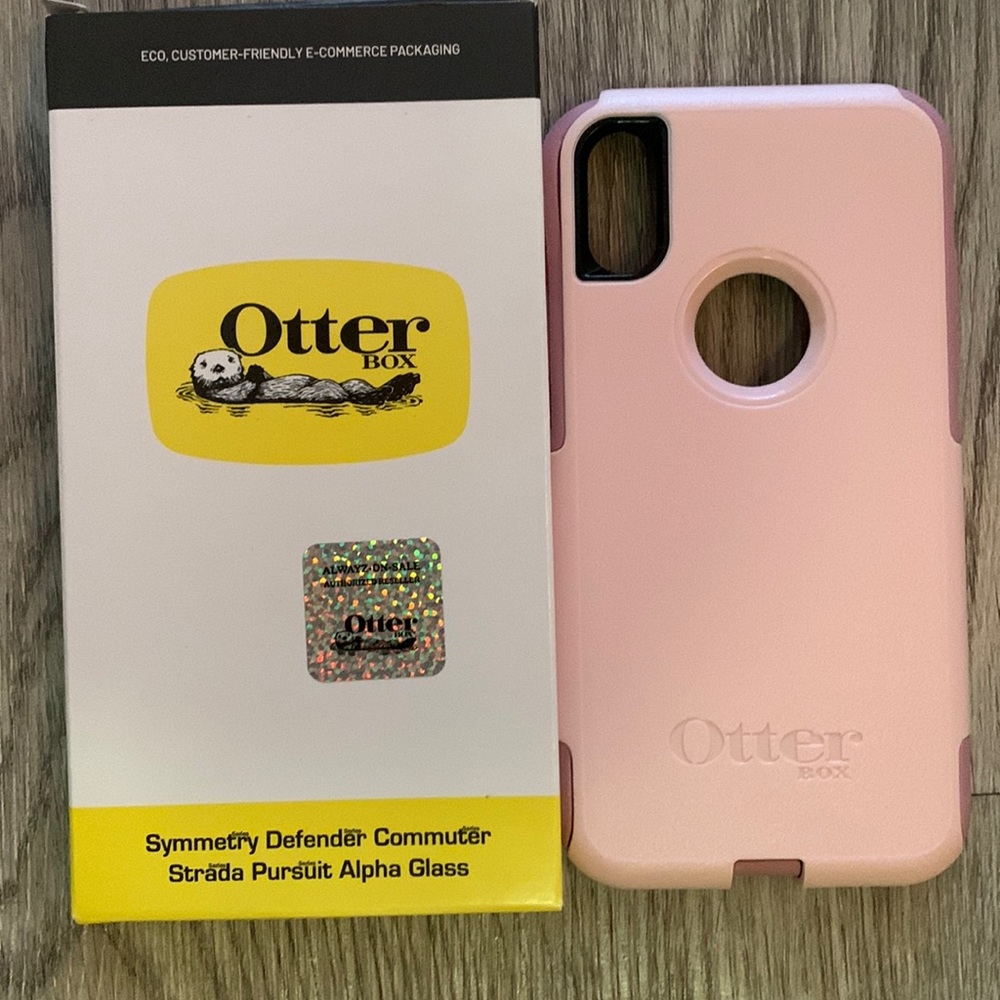 Otterbox iPhone case fits XS and iPhone X